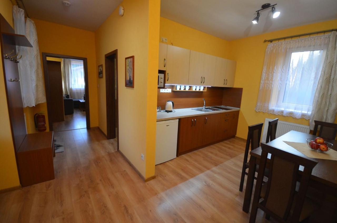 Apartmany Best I. Бешеньова Екстер'єр фото