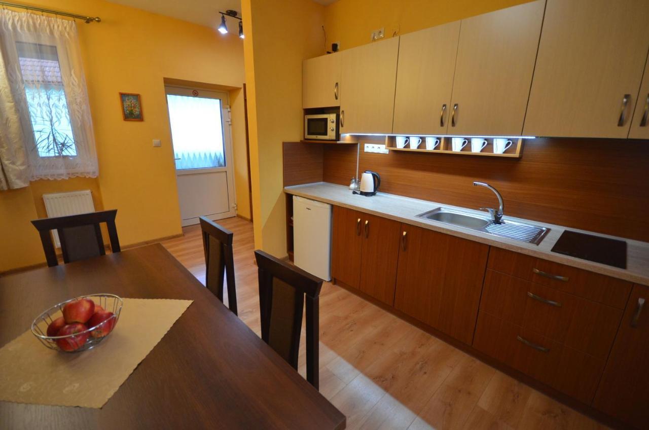 Apartmany Best I. Бешеньова Екстер'єр фото