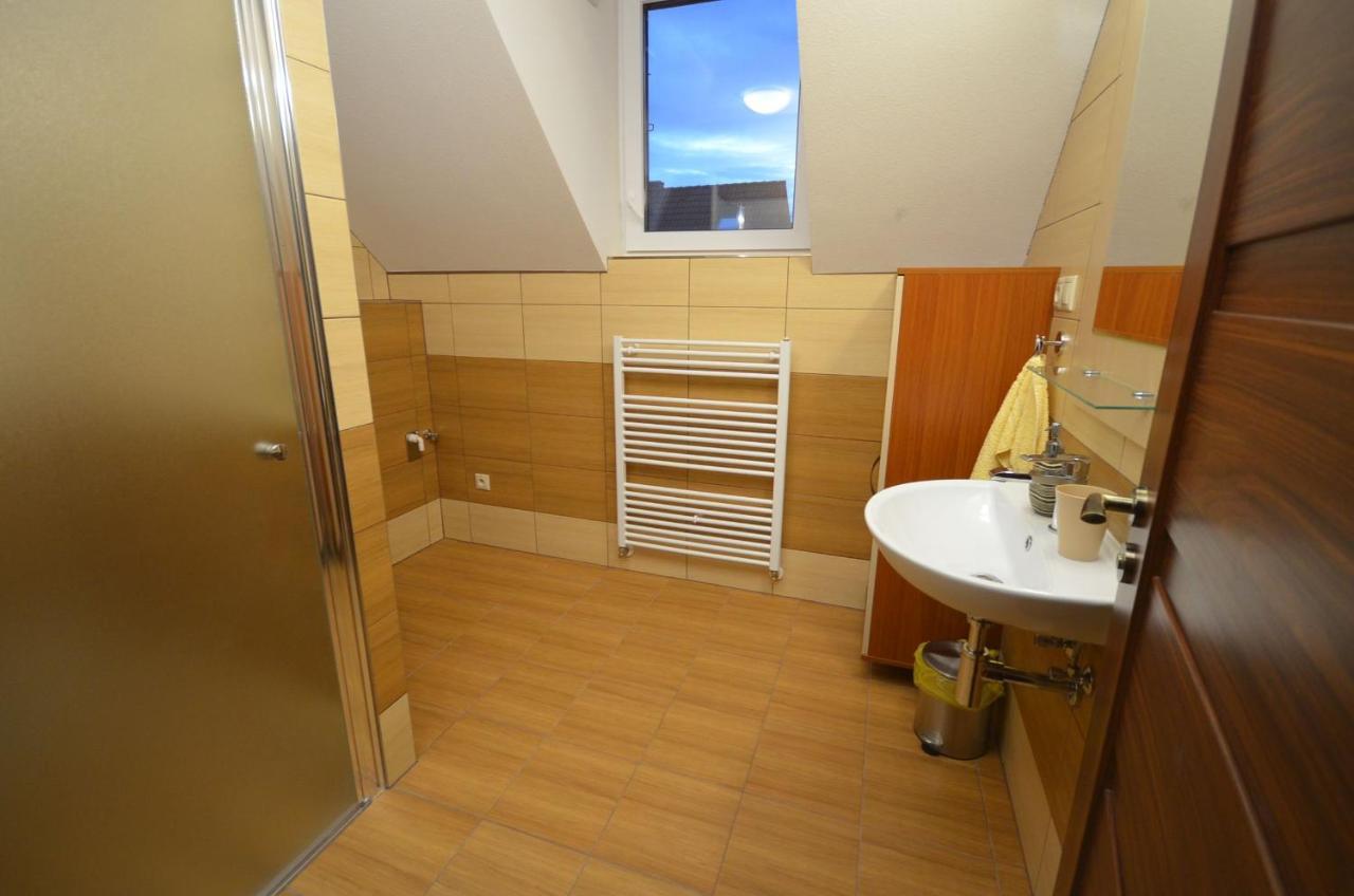 Apartmany Best I. Бешеньова Екстер'єр фото