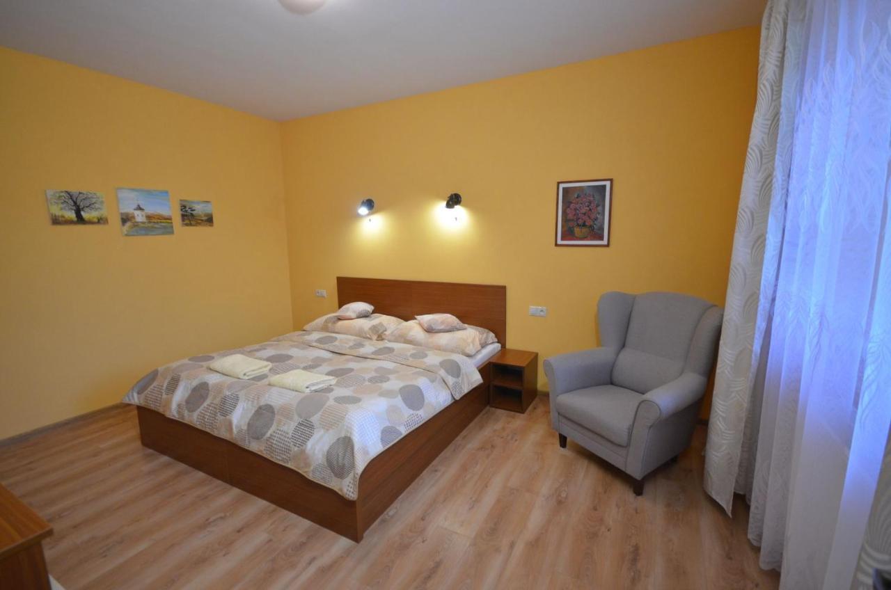 Apartmany Best I. Бешеньова Екстер'єр фото