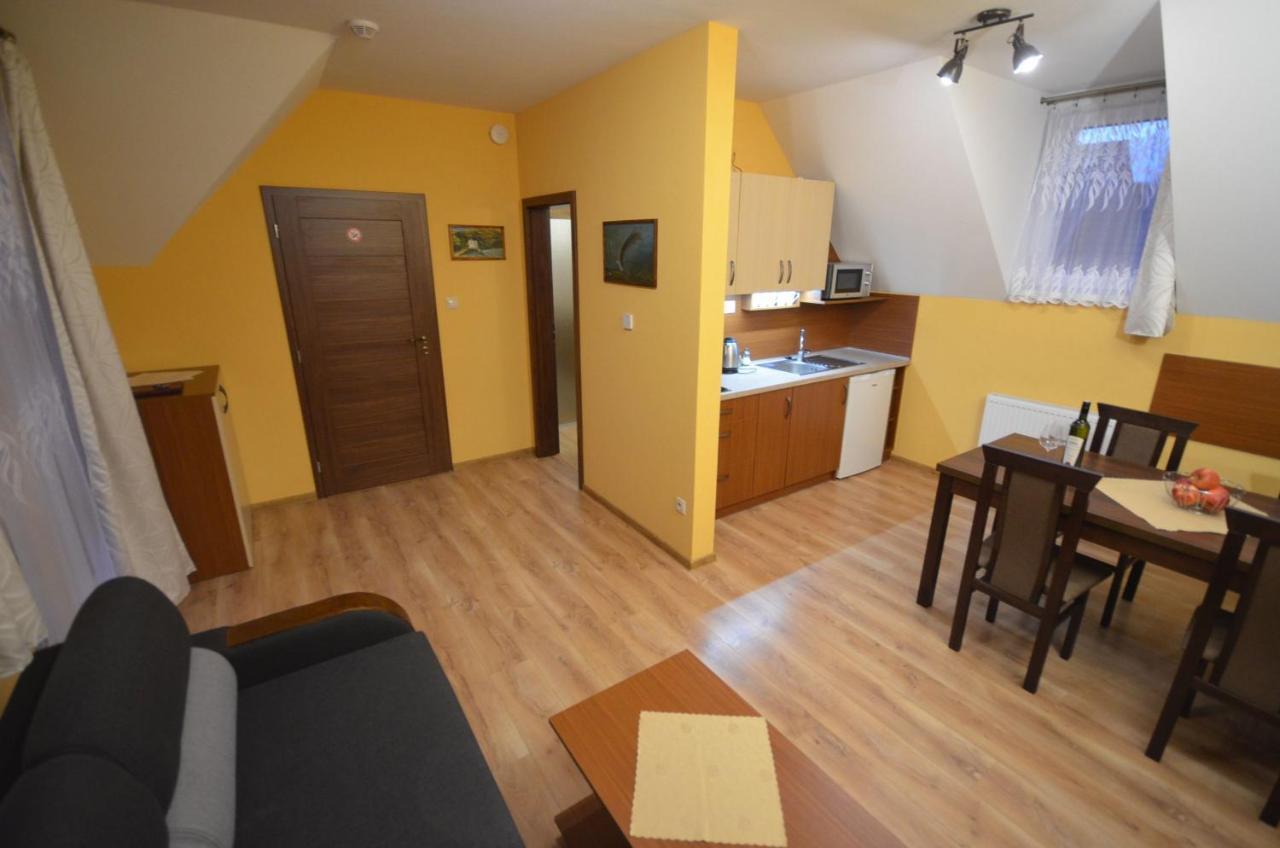 Apartmany Best I. Бешеньова Екстер'єр фото