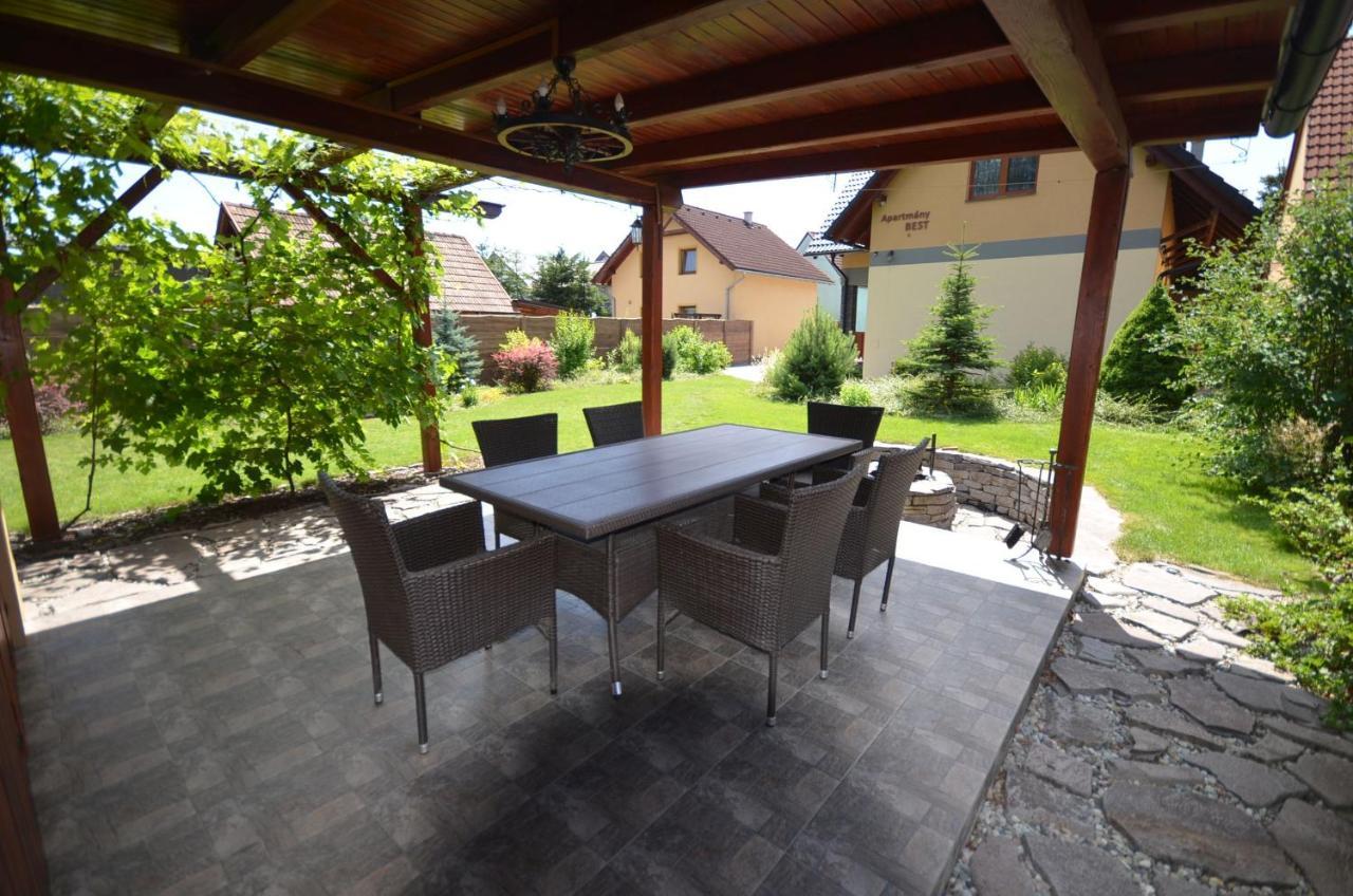 Apartmany Best I. Бешеньова Екстер'єр фото